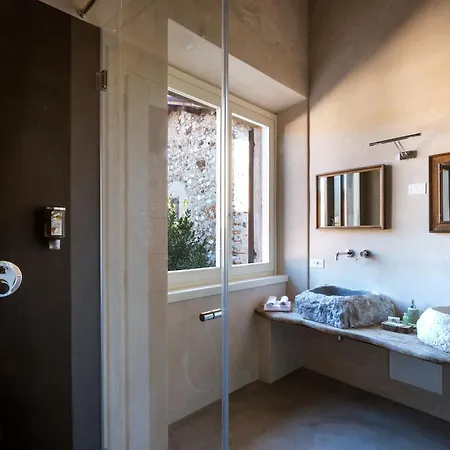 Pratello Farm stay Padenghe sul Garda